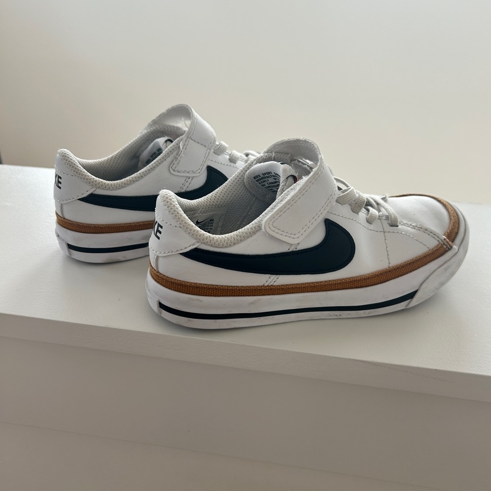 Nike Kids Court Legacy